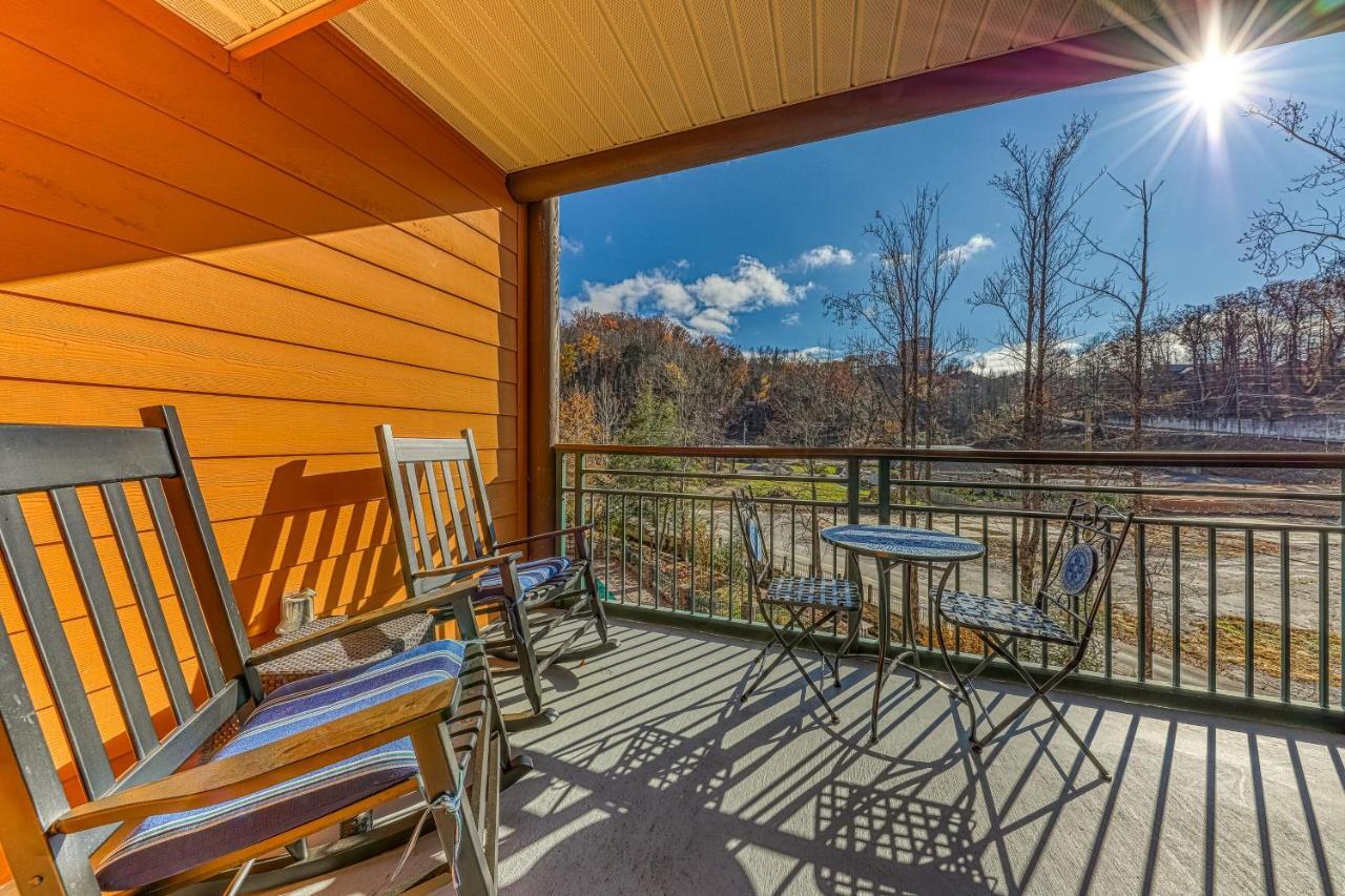 Baskins Creek Condos II Gatlinburg Room photo